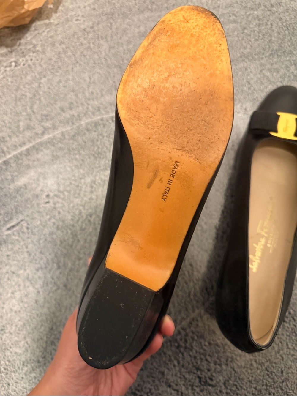 Salvatore Ferragamo Black Leather Vara Ribbon Flats with Gold Plaque - Picture 3 of 5
